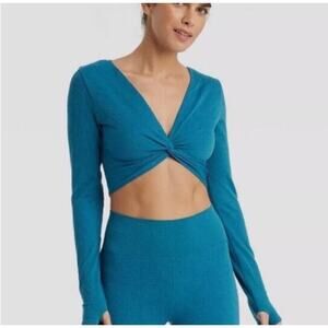 Joy lab L cropped Seamless Tee Lagoon blue